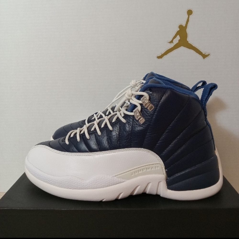 Jordan 12 Retro "Obsidian" Size 8.5 (2012)